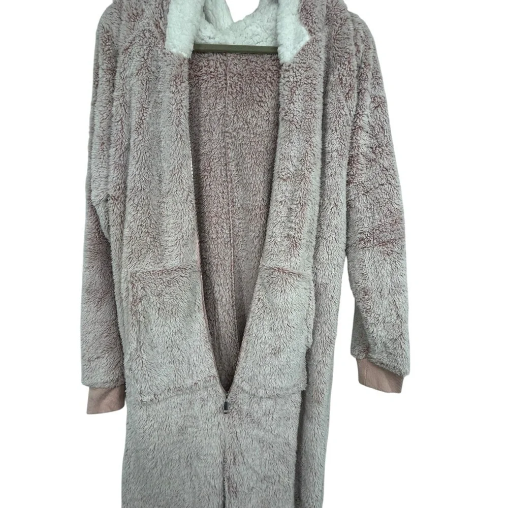 The Big Softy Women’s Hooded Zip-Up Fleece Lounger Blanket Jumpsuit Size L Pink